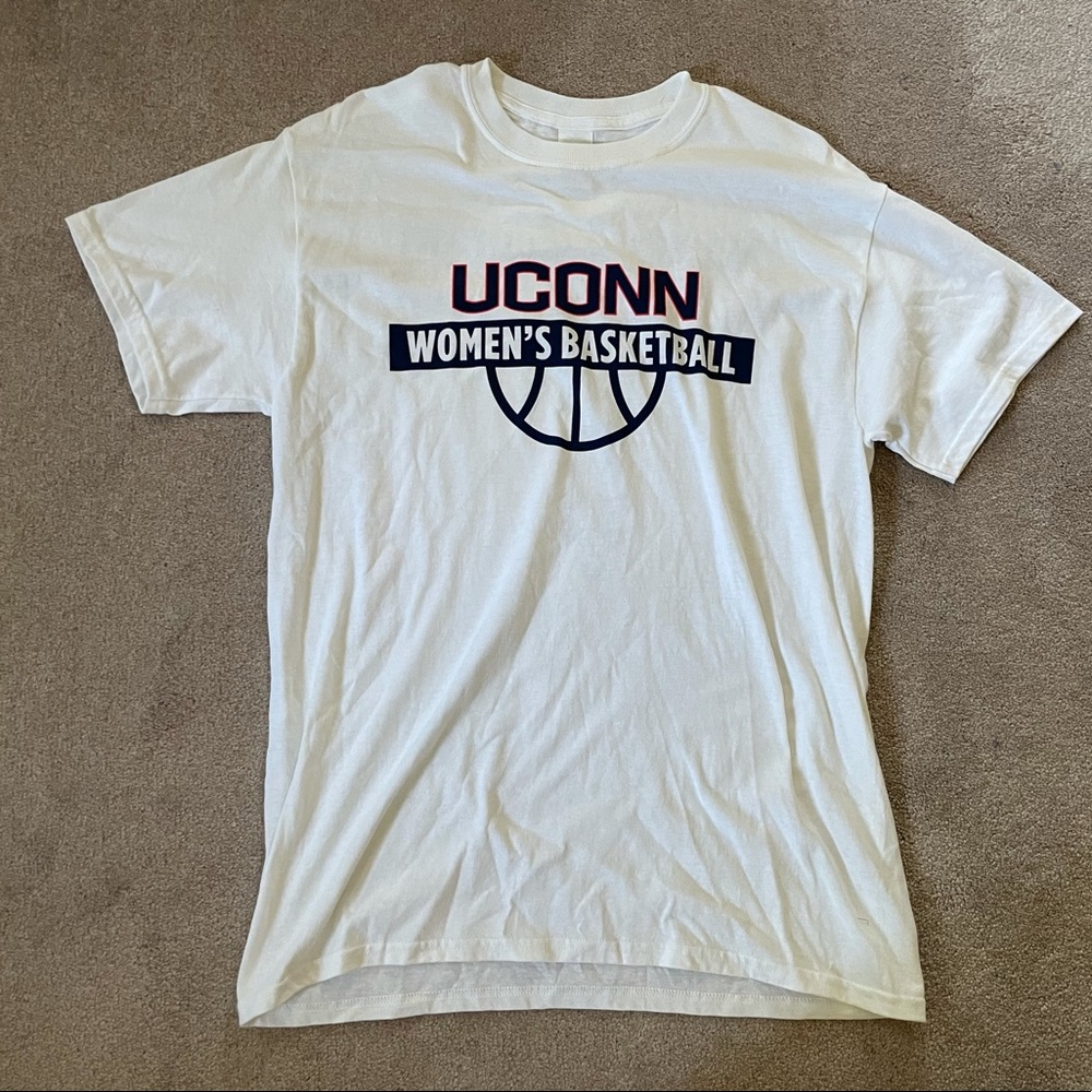 UConn Womens Basketball Limited Edition Tee Size M